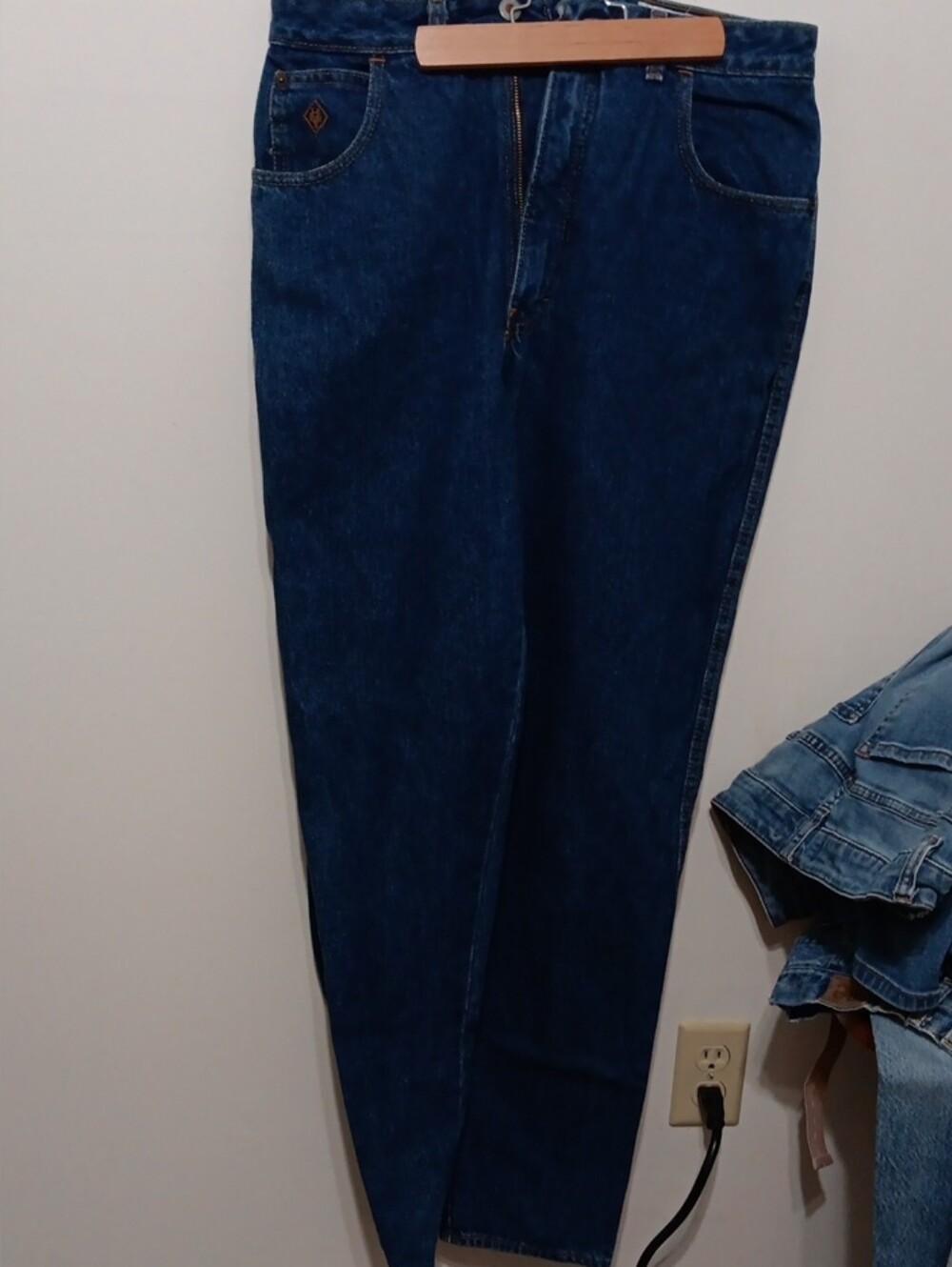 Gloria Vanderbilt Dark Blue Straight-Leg Jeans